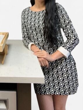 Black & White Geometric Shift Dress